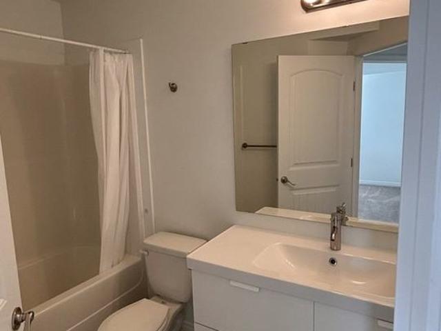 SF227 | 1 Month Free – 4 Bed, 2.5 Bath Main Floor Home – Lauderdale 4 Bedroom Apartment for Rent at 12030 54 St Nw, Edmonton, AB T5W 3N3 Newton