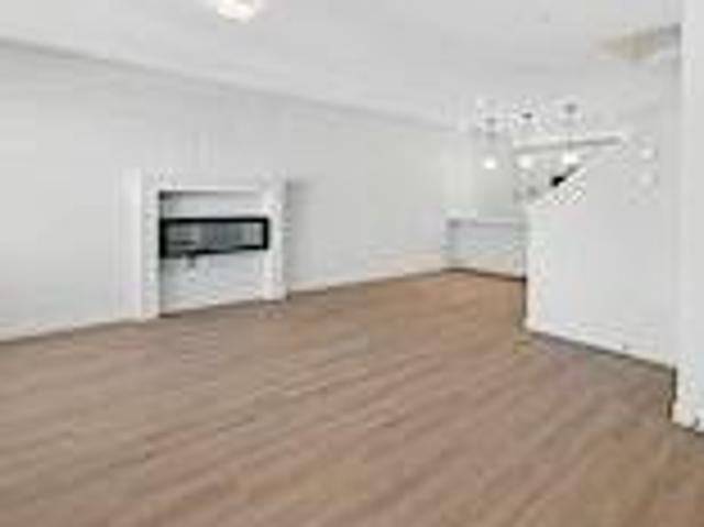 1 Month Free – 3 Bedroom Main Floor Home in Grovenor | SF337 2 Bedroom Apartment for Rent at 10314 147 St Nw, Edmonton, AB T5N 3C3 Grovenor