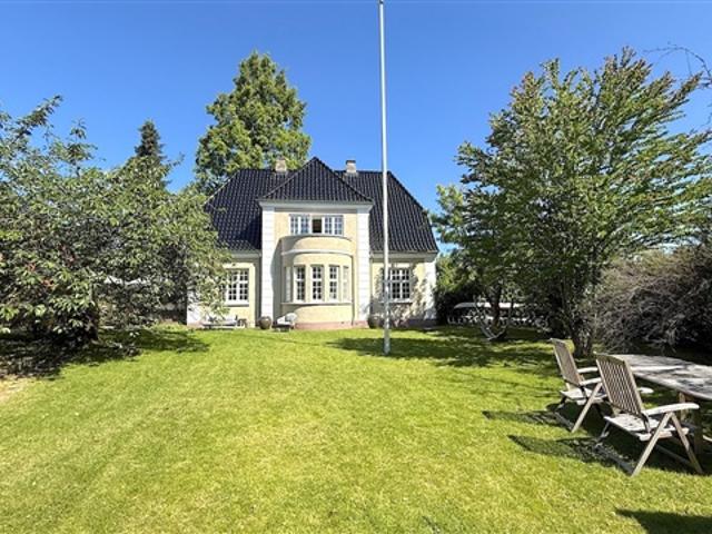 Skøn villa i Charlottenlund