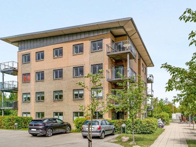 Skøn lys lejlighed med stor altan Nordic Housing