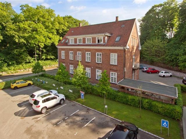 Skøn lille lejlighed med udsigt over fjorden, Frederiksværk, Frederiksborg