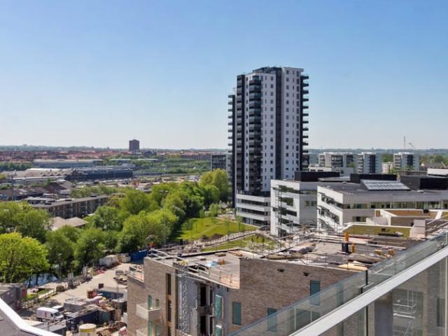 Skøn 2 værelses lejlighed i Ceres Plaza