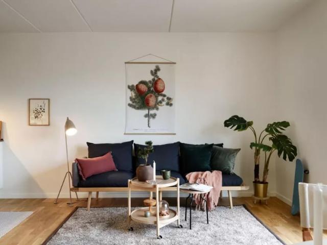 Skøn 4 værelses lejlighed med altan og moderne køkken