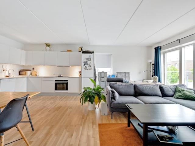 Skøn 4 værelses lejlighed i Tranders Have