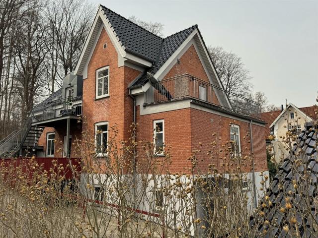 Skovgærdet 10, 1