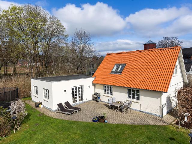 Skovkrogen 6