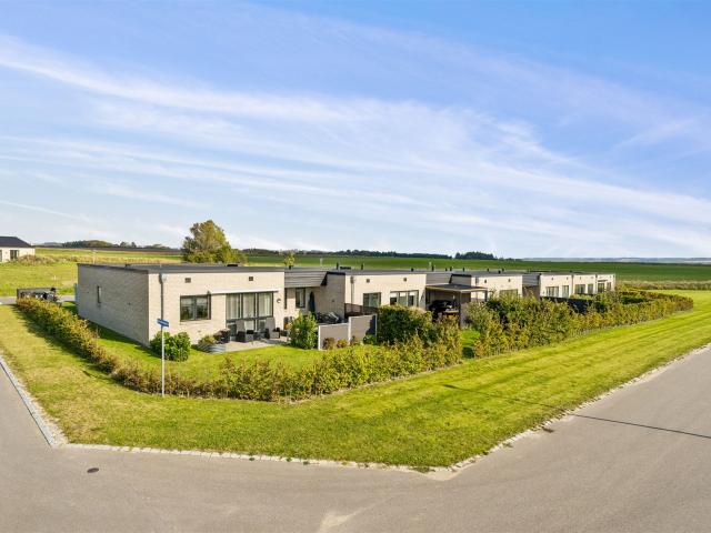 Skovmærkebakken 25