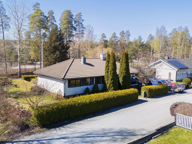Skogshagagatan 38