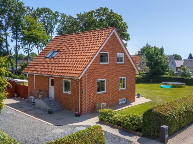 Skolegade 4
