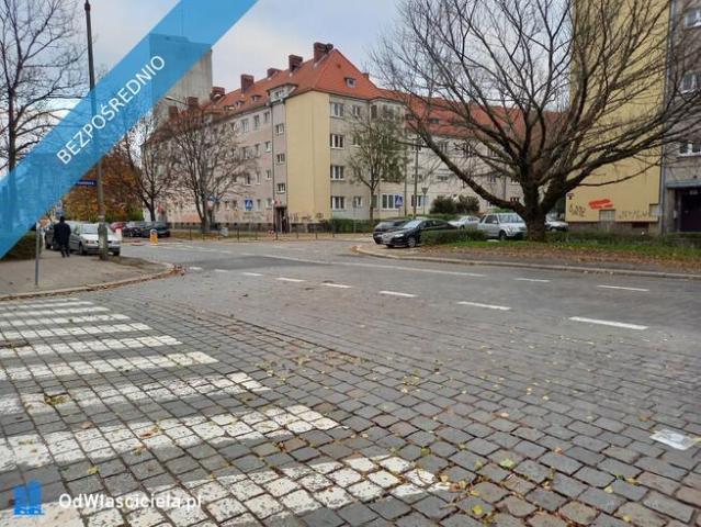 Skaytower Rewelacja Krzyki Gajowice Krucza Mieszkanie 3 Pokoje 65m2 CEGLA C.O Drweniane podlogi