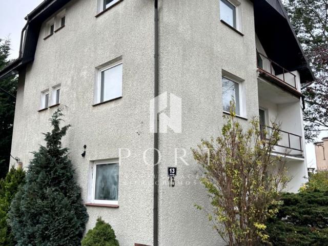 Skarpowa 270 m², Rumia