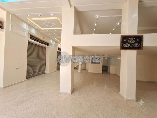 SKH TE 1040 Local commercial à vendre à Skikina