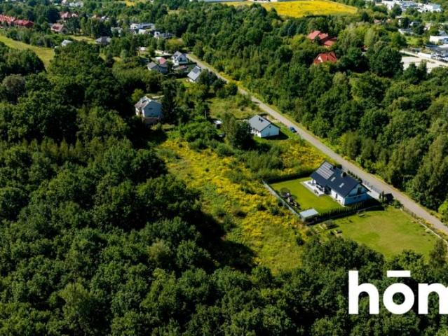 Skrajna 4 516 m², Radom