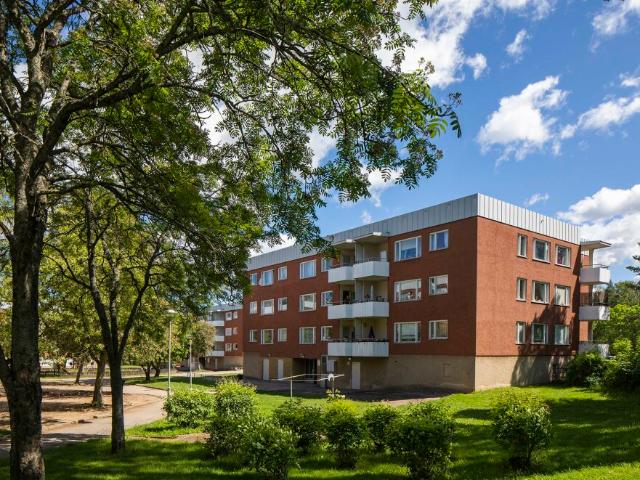 Skrinnarvägen 8