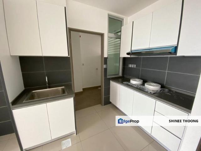 SKS Habitat Apartment, Larkin