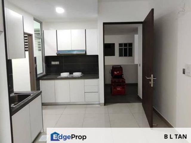 SKS Habitat Apartment, Larkin
