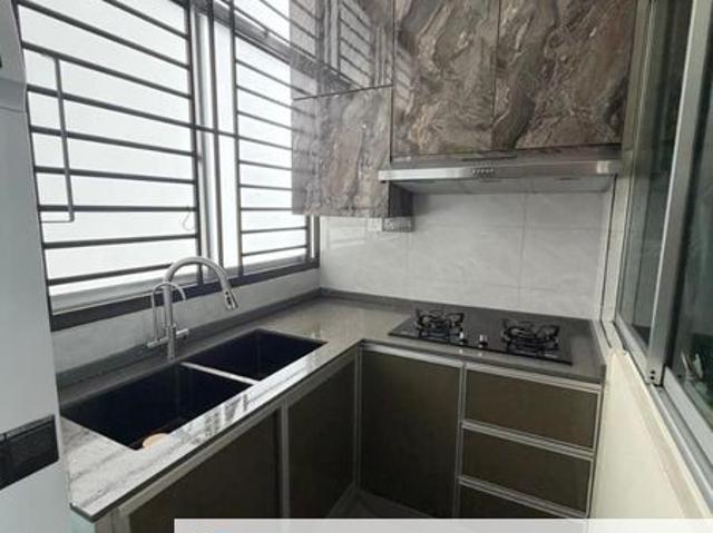 SKS Habitat Apartment, Larkin