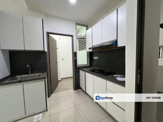 SKS Habitat Apartment, Larkin