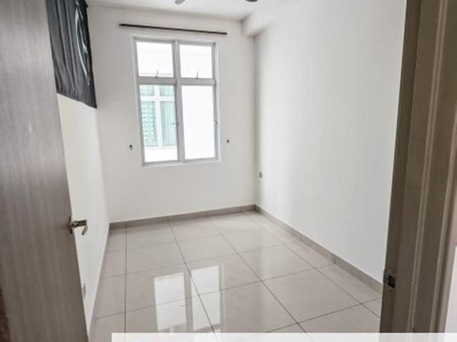 SKS Habitat Apartment, Larkin