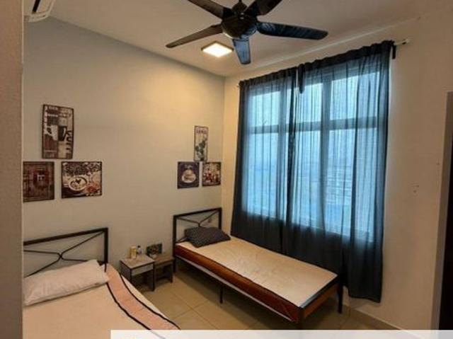 SKS Habitat Apartment, Larkin