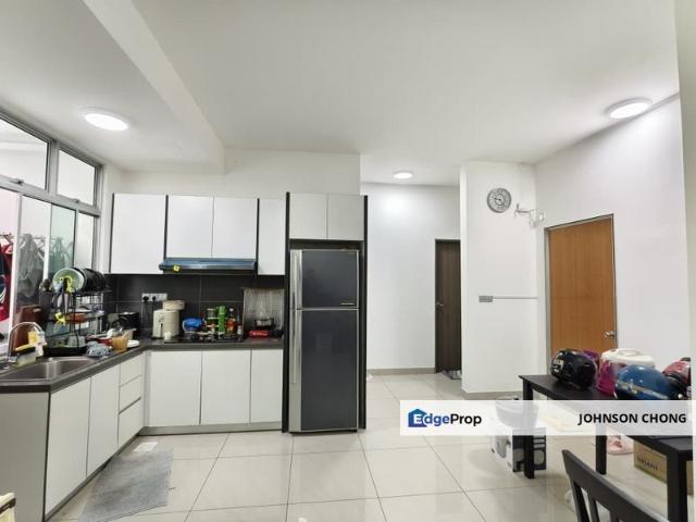 SKS Habitat Apartment, Larkin