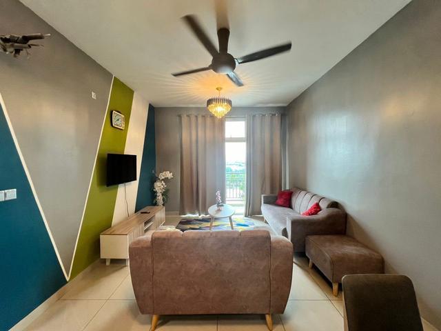Sks Habitat Larkin 3 Bed 2 Bath Larkin Perdana