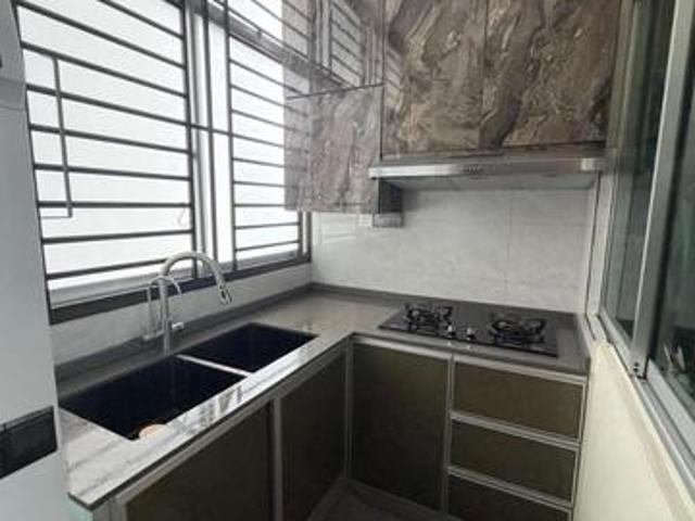 Sks Habitat Larkin Apartment high floor for sale