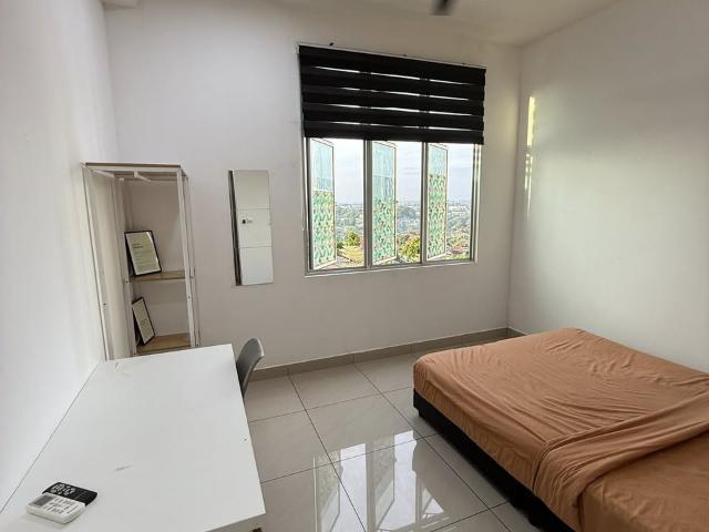 Sks Habitat / Larkin / Room for rent / RM1100 / attach own toilet / near JB Custom CIQ