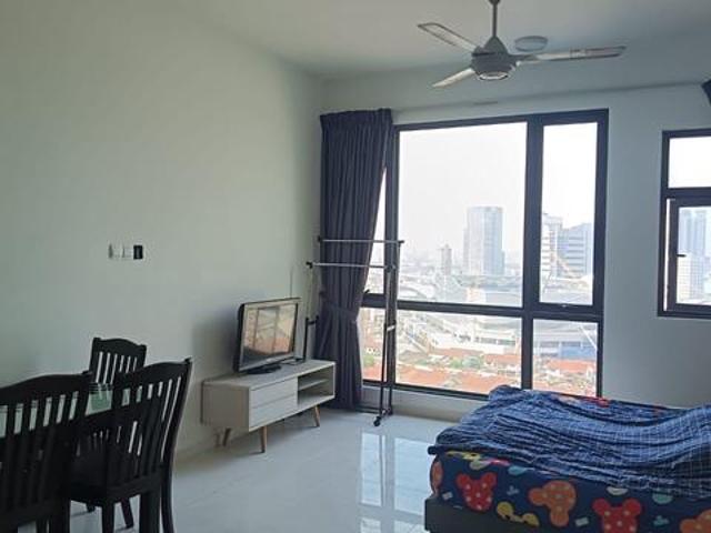 SKS Pavillion APT Condo Walking Distance CIQ Studio Fully Furnished