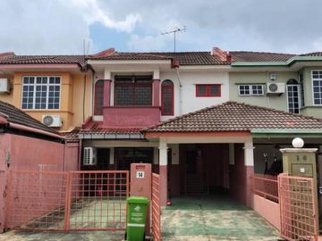 SKSMKUIADouble Storey di Indera Mahkota 2 utk Dijual