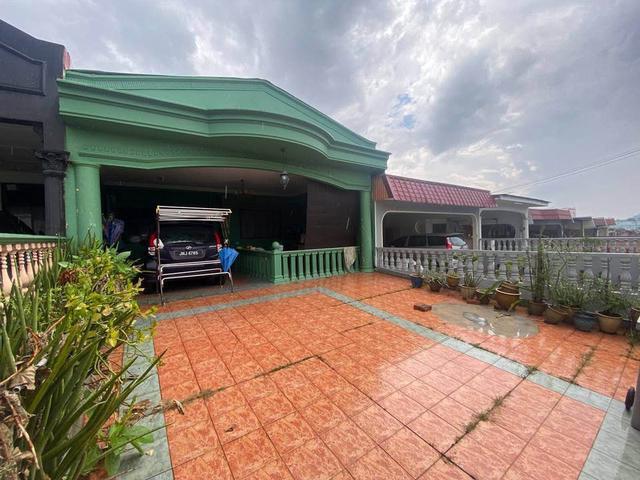 SKUDAITAMAN TUN AMINAHRenovatedBESARBEST LOCATIONPERWIRA