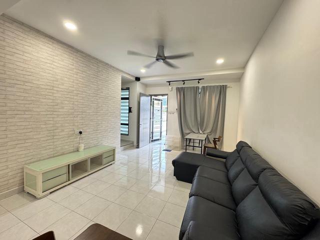 Skudai 2 Storey House Tama Kempas Baru Renovated Fully Furnished