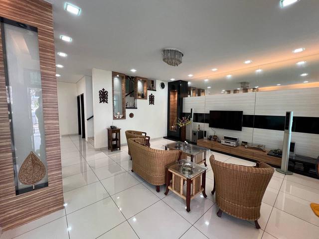 Skudai 2 Storey Superlink House Taman Bukit Kempas Fully Renovated