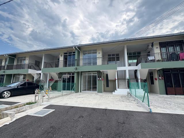 Skudai Brand New Townhouse Taman Selesa Indah First Floor Furnished