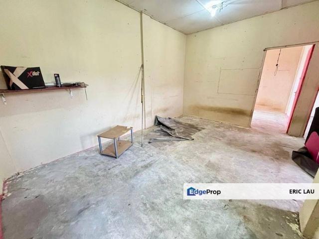 Skudai, Kangkar Pulai Merak Flat for