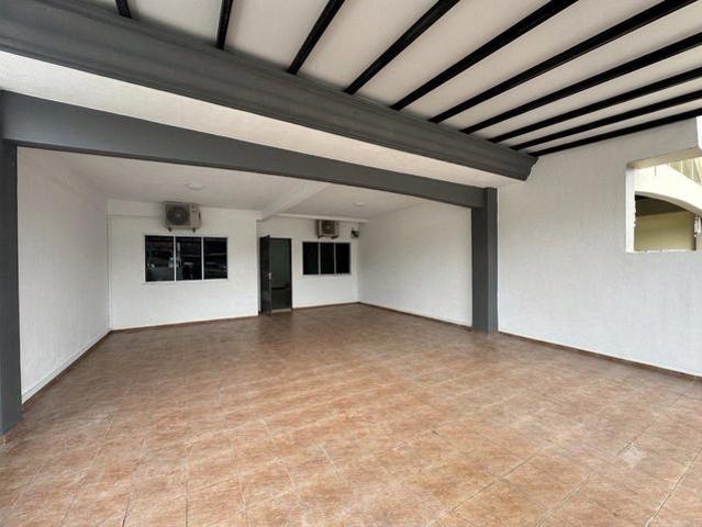Skudai Single Storey House Taman Tun Aminah Renovated Partial Furnish