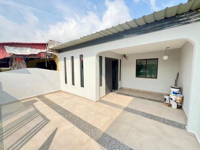 Skudai Sri Pulai Single Storey Low Cost Fully Extended Renovated