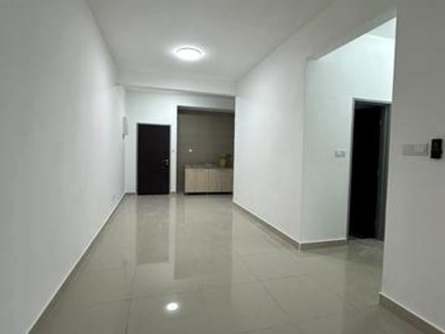 Skudai Pangsapuri Ksl Bukit Gemilang 3 Bed 2 Bath Partial Furnished
