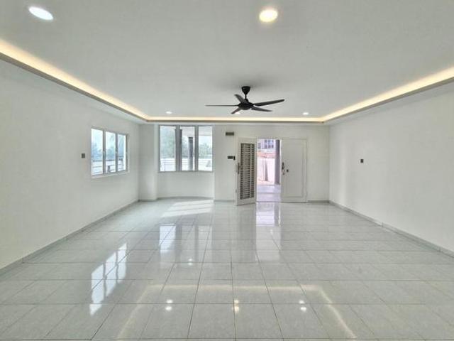 Skudai Pulai Utama 25 storey corner lot full loan for sale