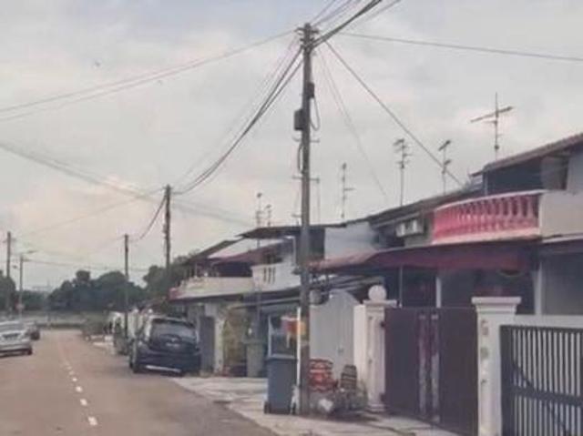 Skudai Taman Skudai Baru Jalan Hang Tuah LCost Double Storey House