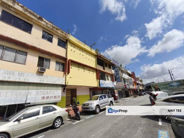 Skudai / Taman Skudai Baru / Jalan Ronggeng 12 / Three Storey Shop Office