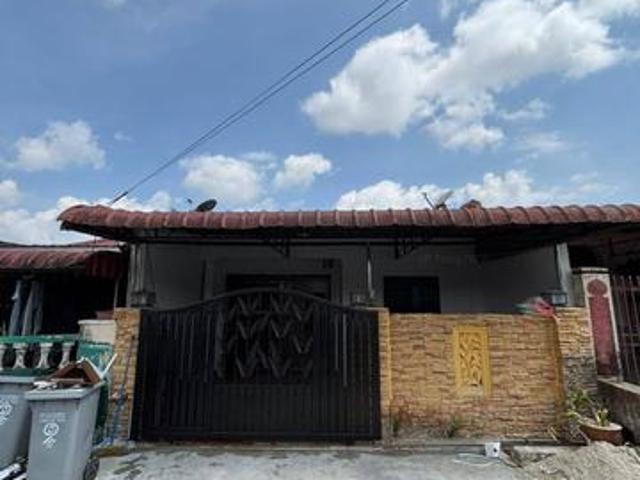 Skudai Taman Sri Pulai Jalan Pakis LCost Single Storey Terrace House