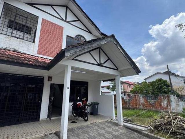 Skudai Taman Sri Putri 2 Storey Terrace Corner House For Sale