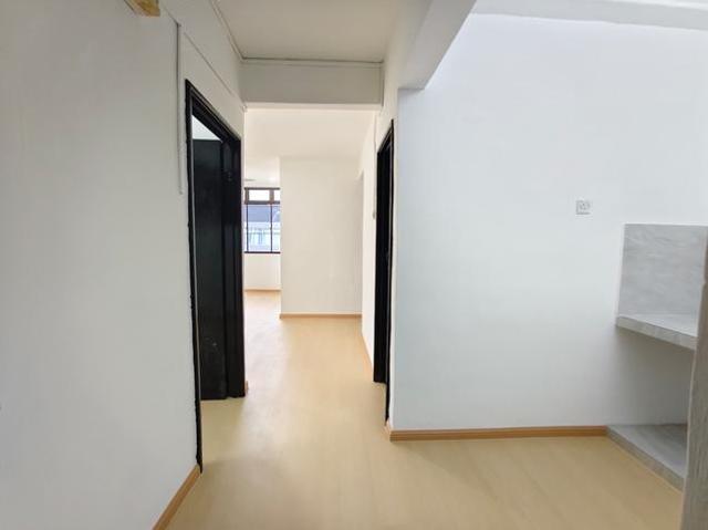 Skudai Taman Tan Sri Yaakob Jalan Putra Flat Level 3