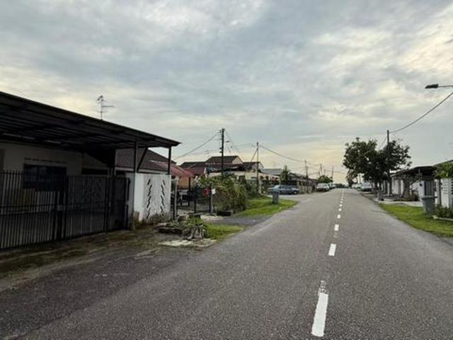 Skudai Taman Ungku Tun Aminah Jalan Laksamana Single Storey House
