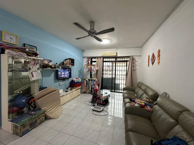 Skudai Villa Apartment Taman Skudai Baru RenovatedFull Loan Cash