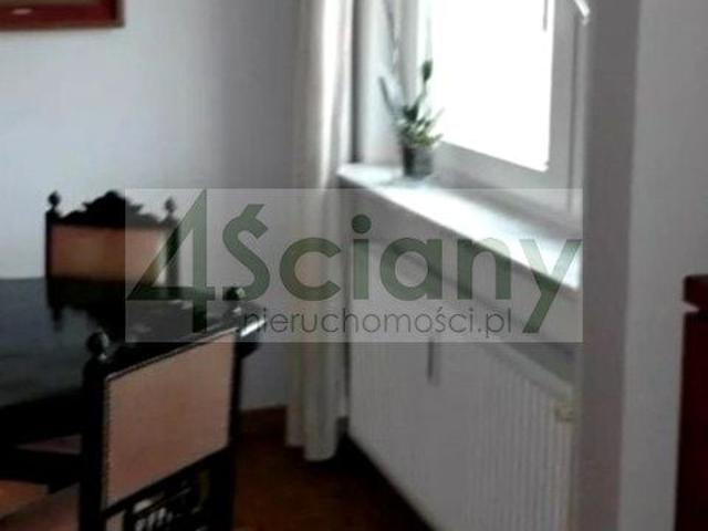 Skwer kard. Stefana Wyszyńskiego 48 m², Warszawa
