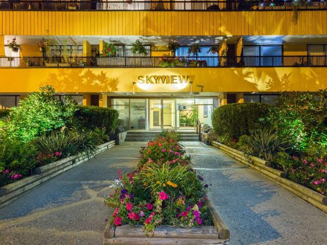 Skyview Apartments 1 Bedroom available at 908 Sixth Avenue, New Westminster Apartment for Rent