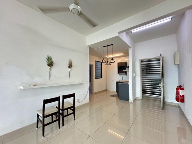 Skyvilla D Island Residence Puchong Putra Perdana Condo Face Lake