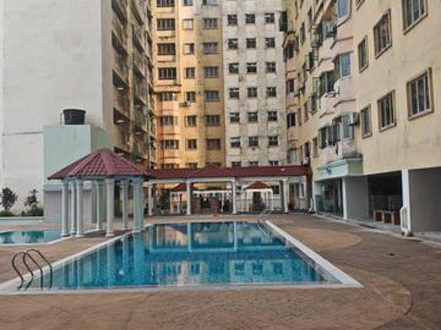Skyvillas service apartment serdang perdana Seri Kembangan MRT
